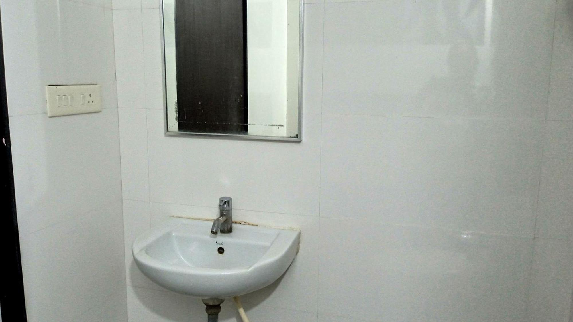 Hotel Ramniwas Jalgaon Exterior foto